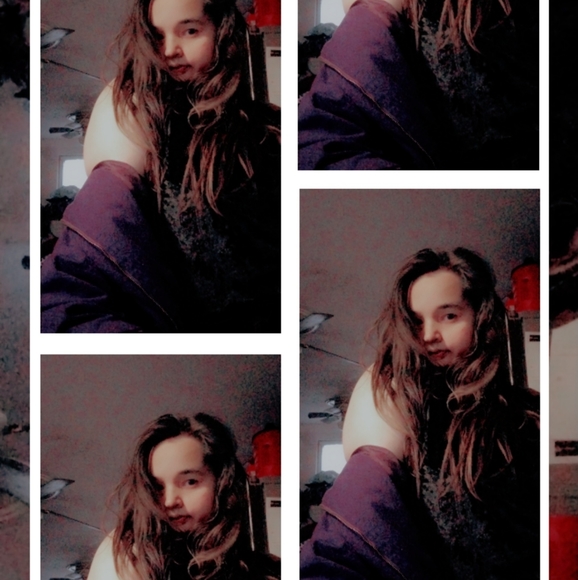 Meet your Posher, Katelyn - Picture 2 of 7